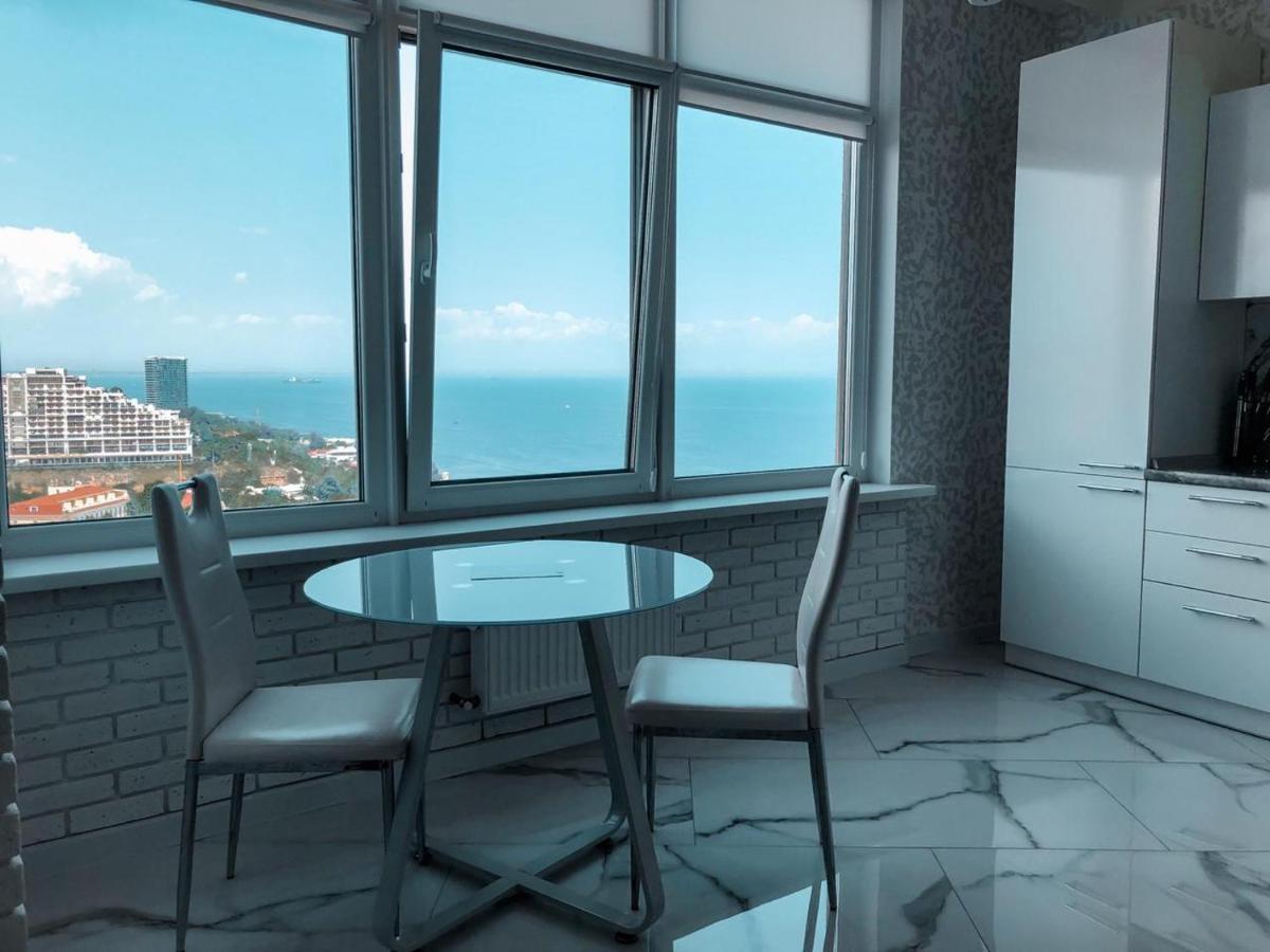 M&P Vip Appartments In Arkadia オデッサ エクステリア 写真