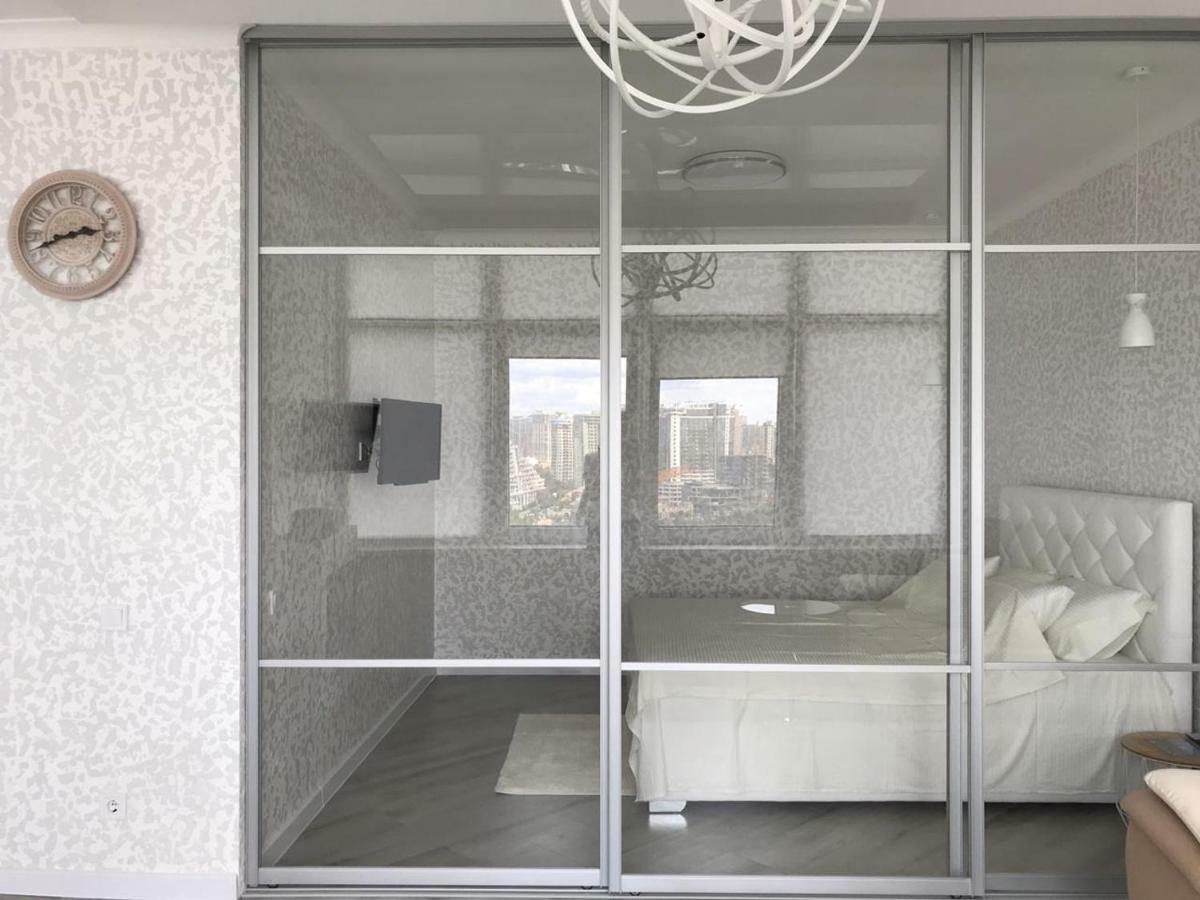 M&P Vip Appartments In Arkadia オデッサ エクステリア 写真