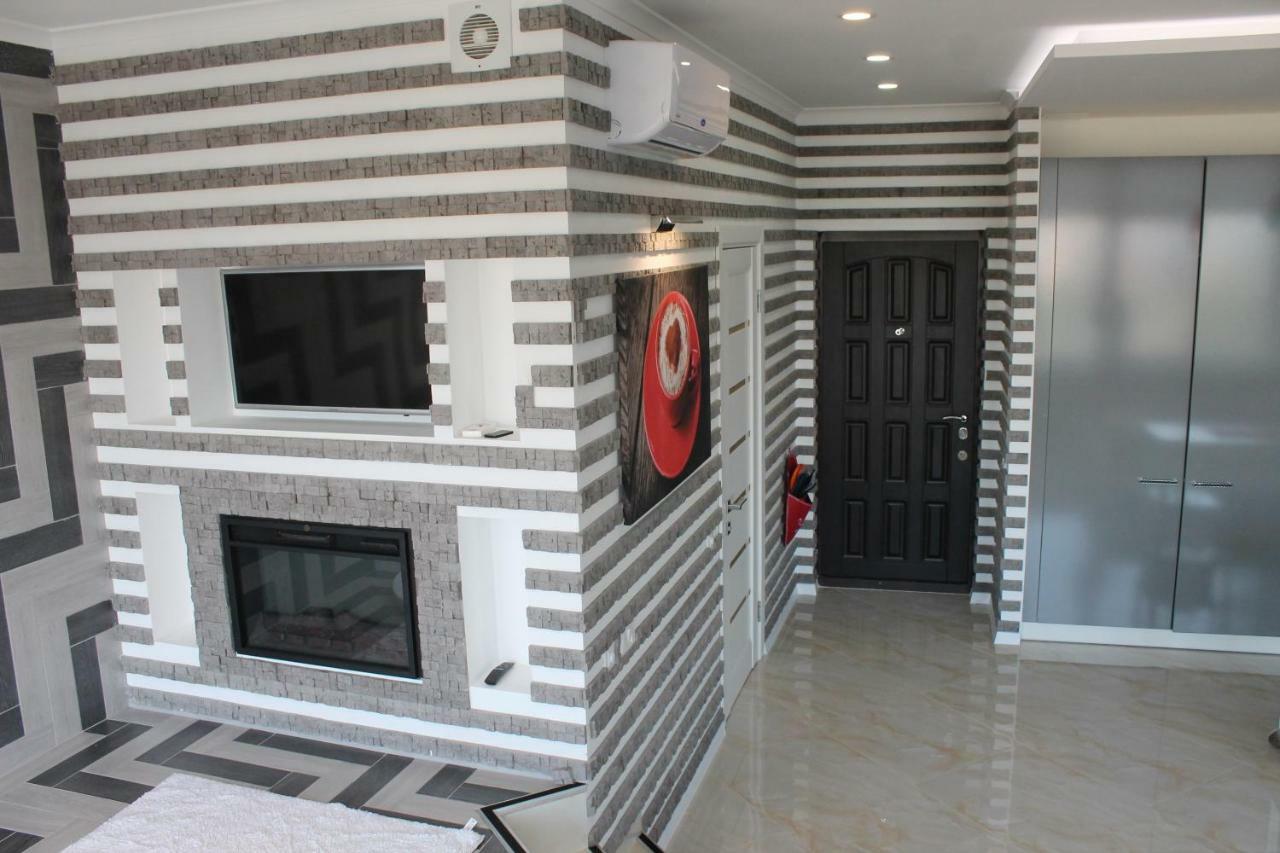 M&P Vip Appartments In Arkadia オデッサ エクステリア 写真
